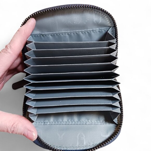 Pixie Mood Ida Vegan Leather Card Holder RFID Wallet Organizer Zip-Around Case - Picture 7 of 10